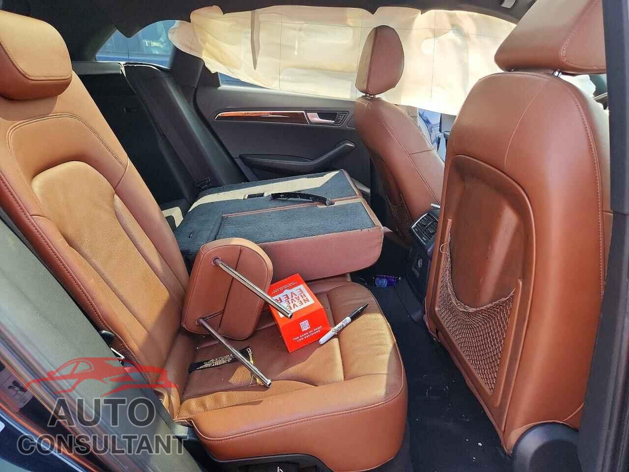 AUDI Q5 2010 - WA1CKAFP6AA048450