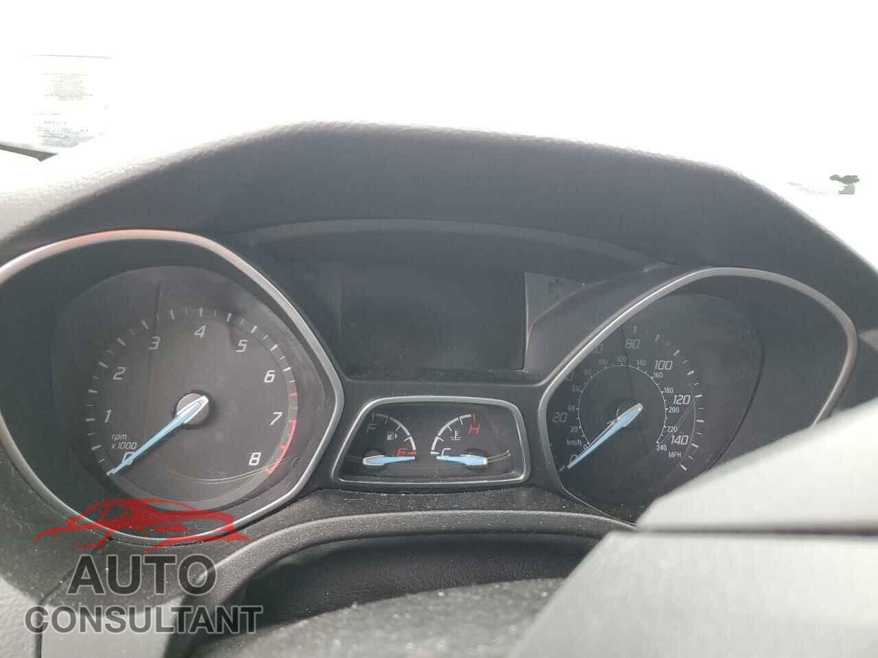 FORD FOCUS 2014 - 1FADP3F2XEL181840