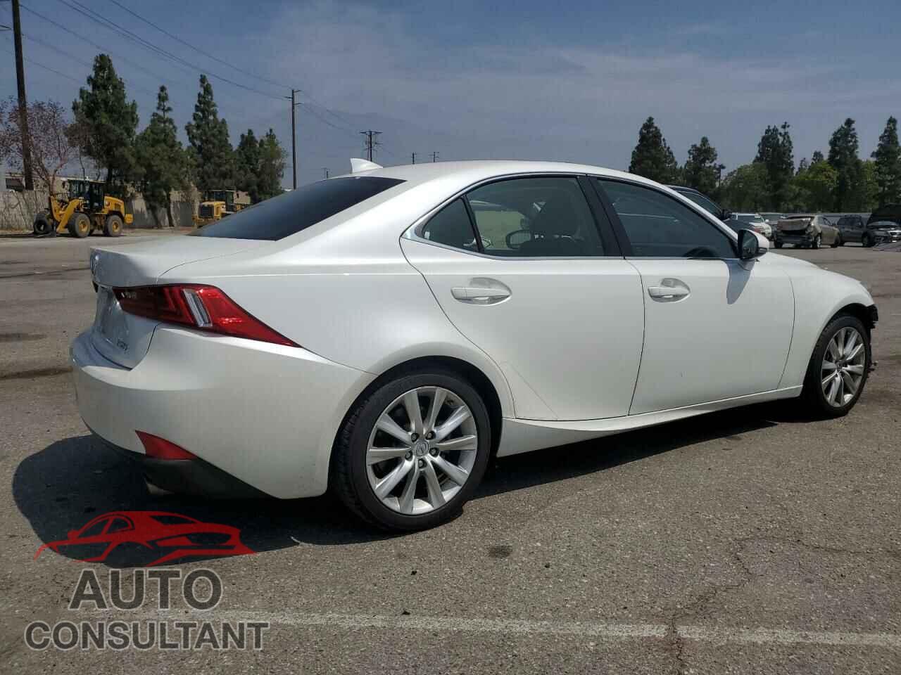 LEXUS IS 2015 - JTHBF1D29F5082992
