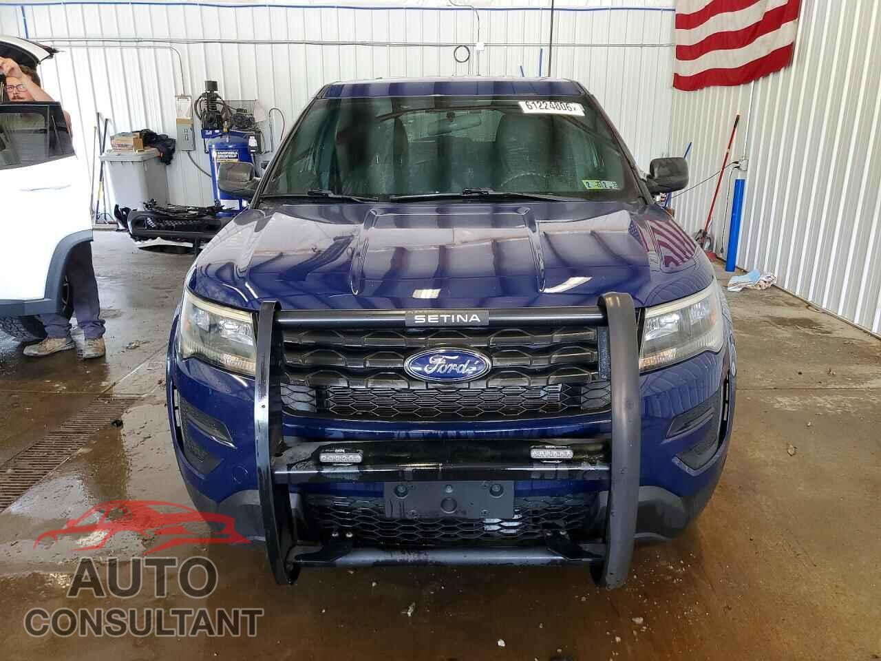 FORD EXPLORER 2018 - 1FM5K8AR2JGA83382