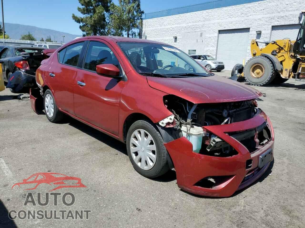 NISSAN VERSA 2018 - 3N1CN7AP6JL856400