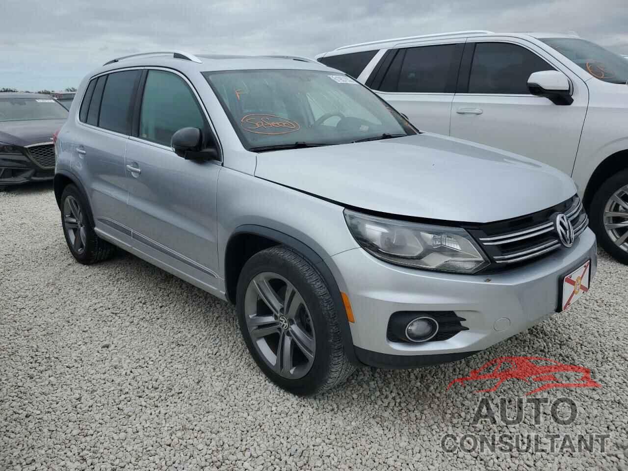 VOLKSWAGEN TIGUAN 2017 - WVGUV7AX8HK016160