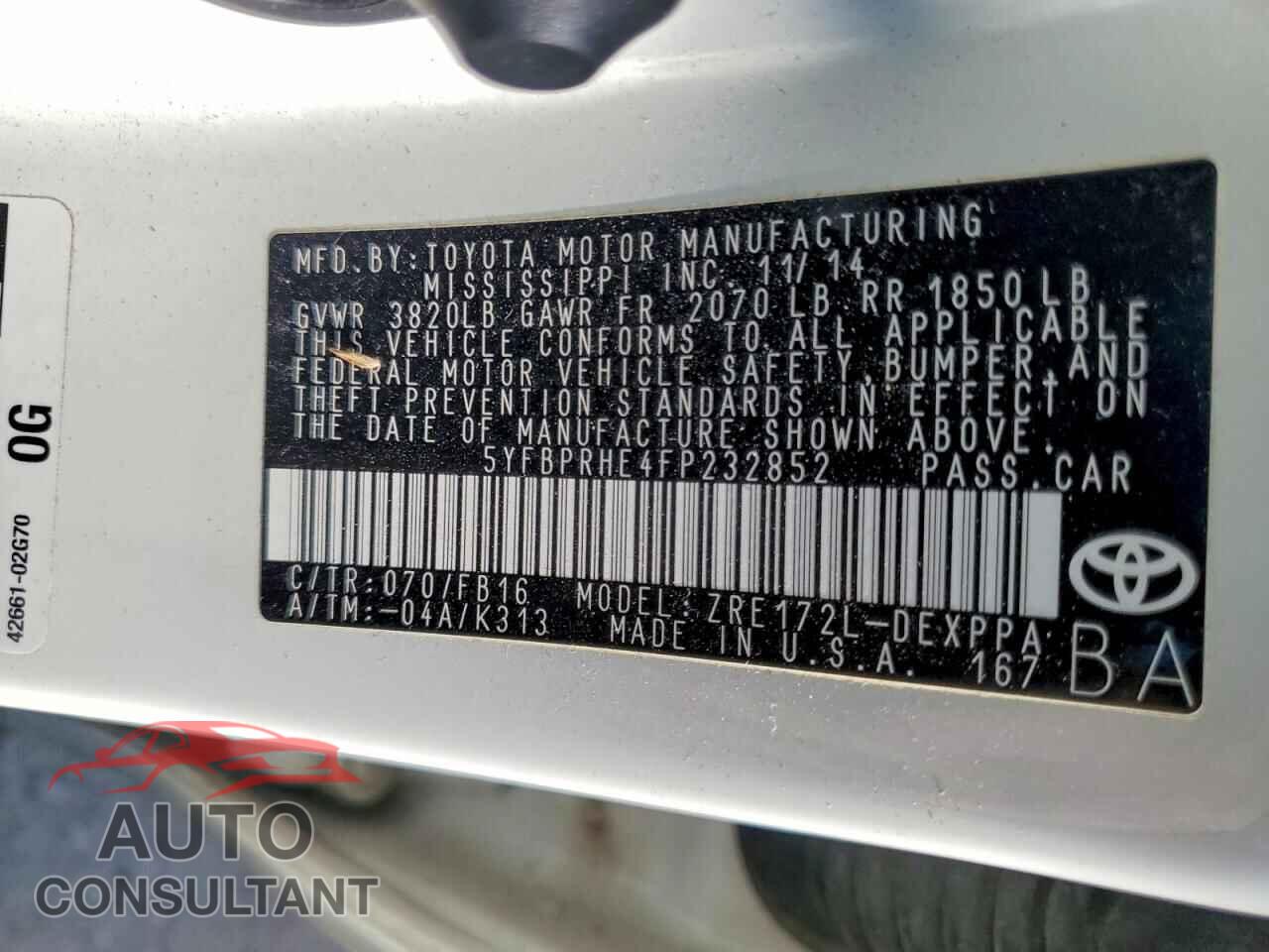 TOYOTA COROLLA 2015 - 5YFBPRHE4FP232852
