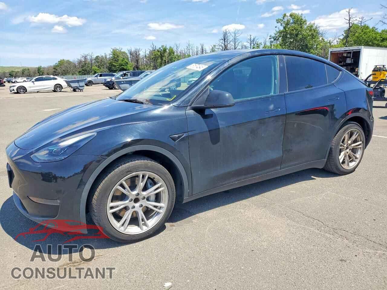 TESLA MODEL Y 2023 - 7SAYGDED5PF932811