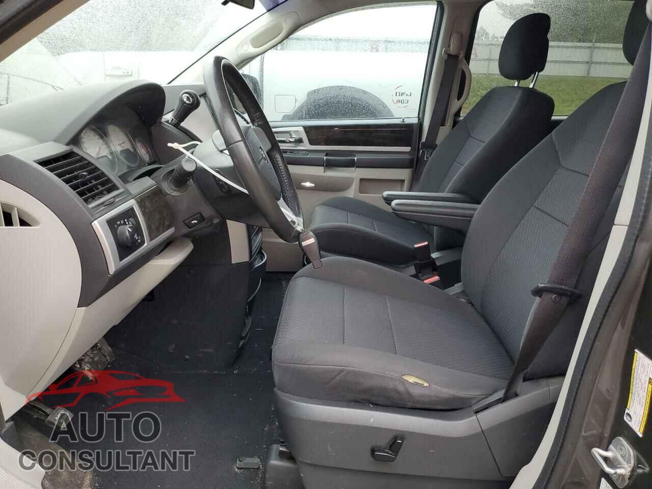 DODGE CARAVAN 2010 - 2D4RN5D17AR426884