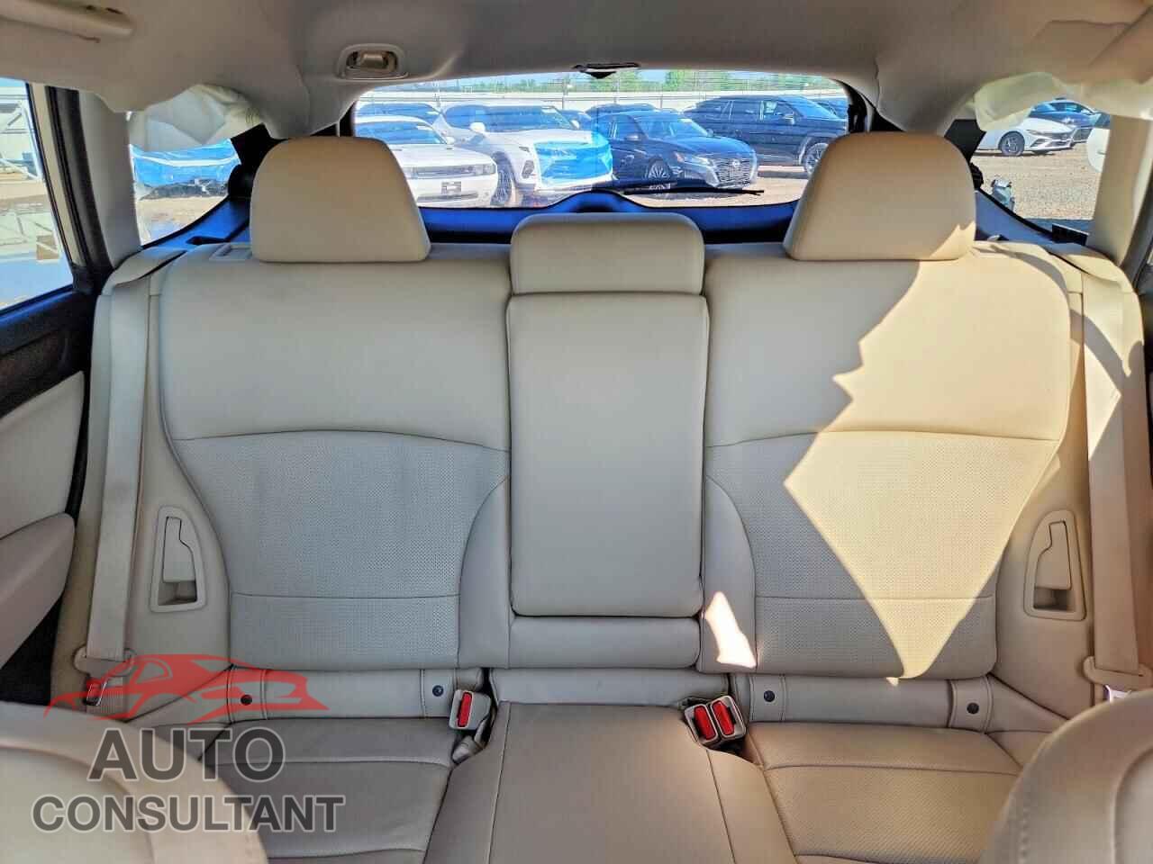 SUBARU OUTBACK 2017 - 4S4BSANCXH3349023