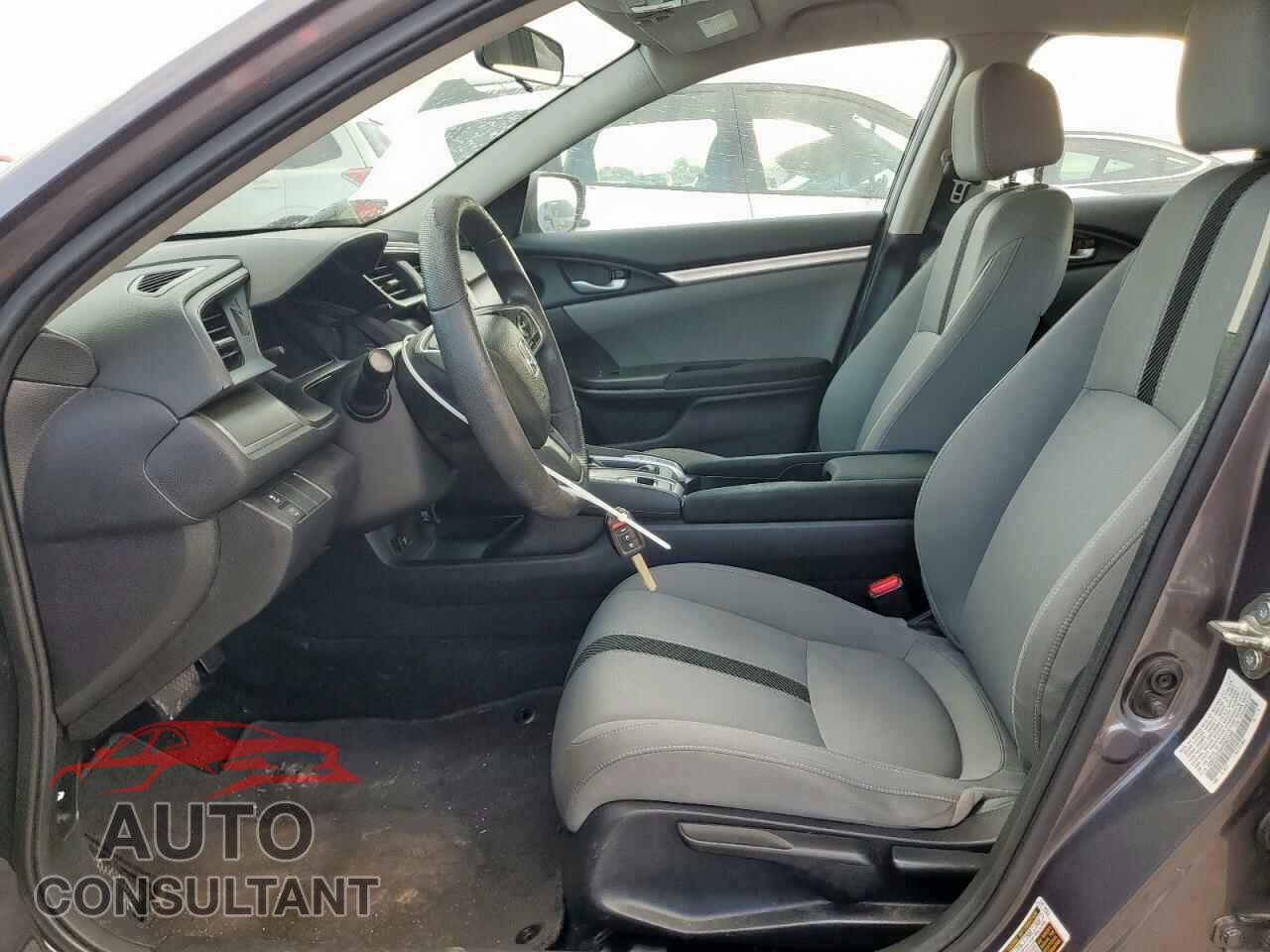 HONDA CIVIC 2017 - 19XFC2F58HE007345