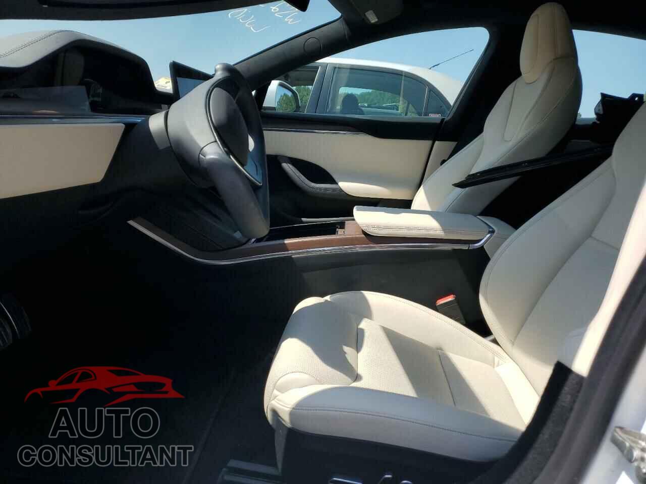 TESLA MODEL S 2022 - 5YJSA1E55NF490234