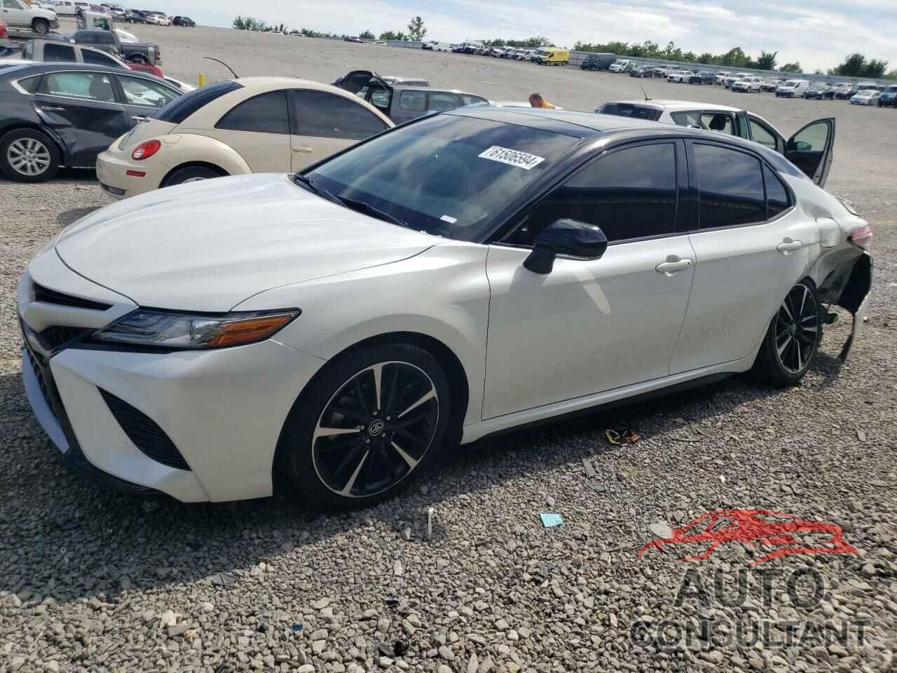 TOYOTA CAMRY 2019 - 4T1B61HK6KU295163