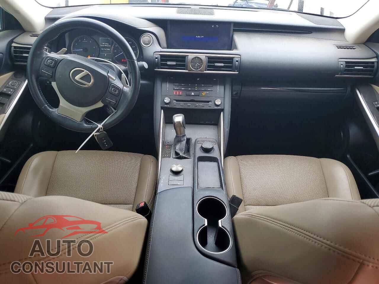 LEXUS IS 2017 - JTHBA1D2XH5040414