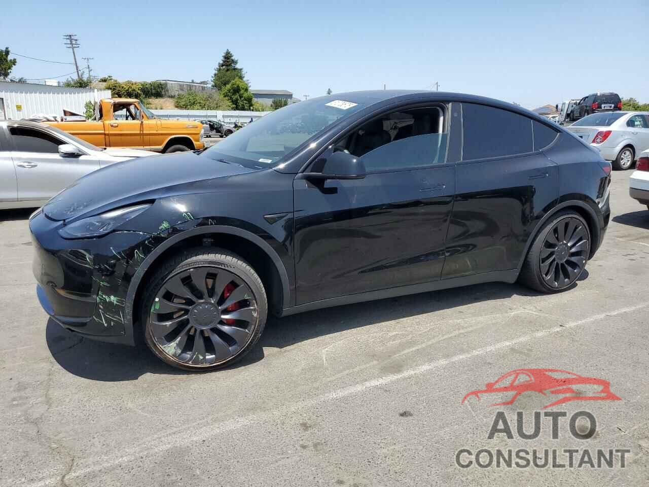 TESLA MODEL Y 2023 - 7SAYGDEF5PF647849