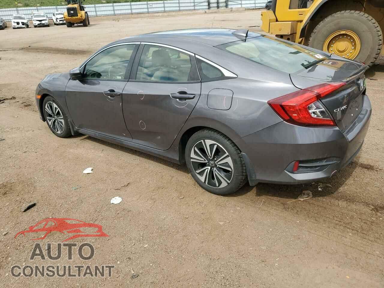 HONDA CIVIC 2018 - JHMFC1F31JX008849
