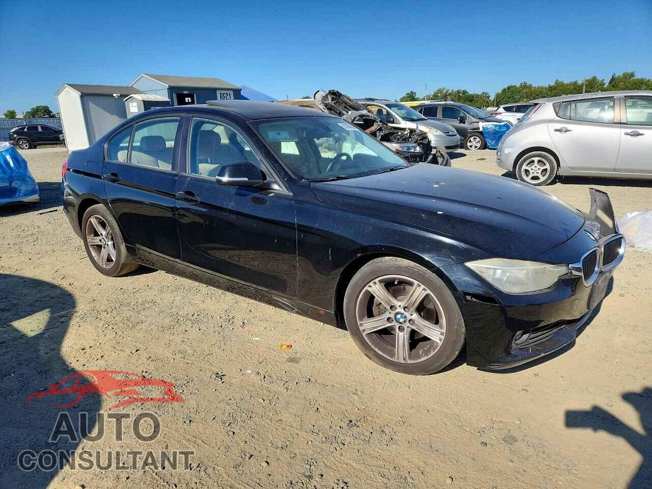 BMW 3 SERIES 2013 - WBA3C3C54DF981866