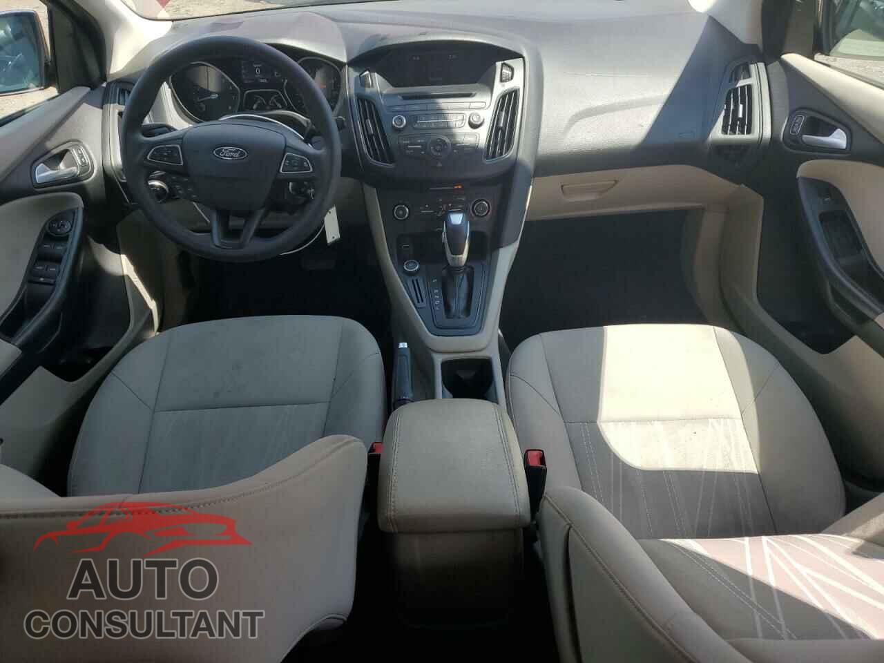 FORD FOCUS 2015 - 1FADP3K21FL280022