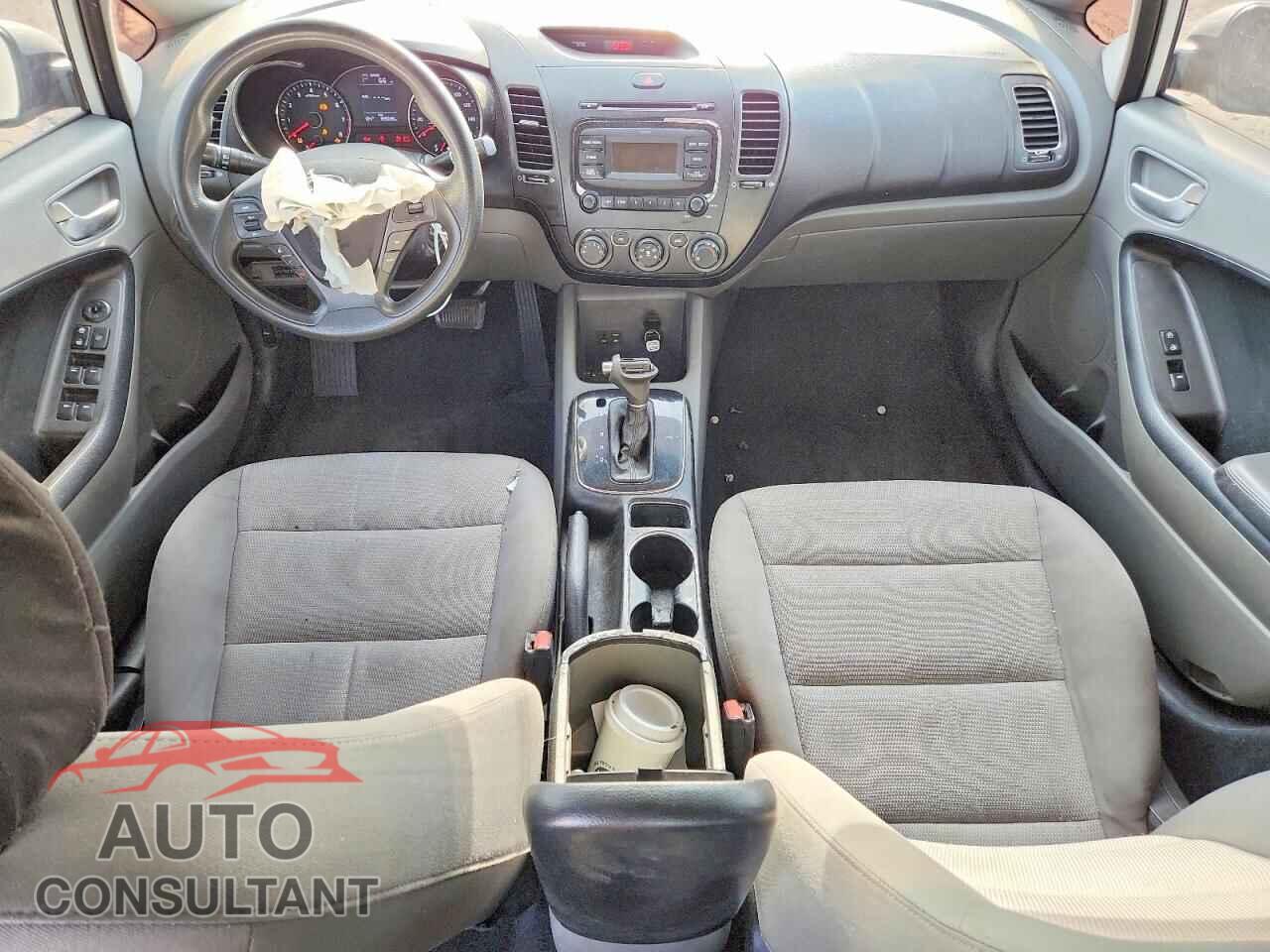 KIA FORTE 2017 - 3KPFK4A76HE067423