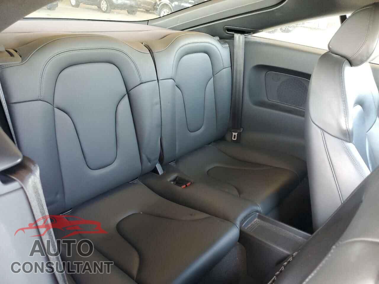 AUDI TT 2012 - TRUBFAFK6C1008159