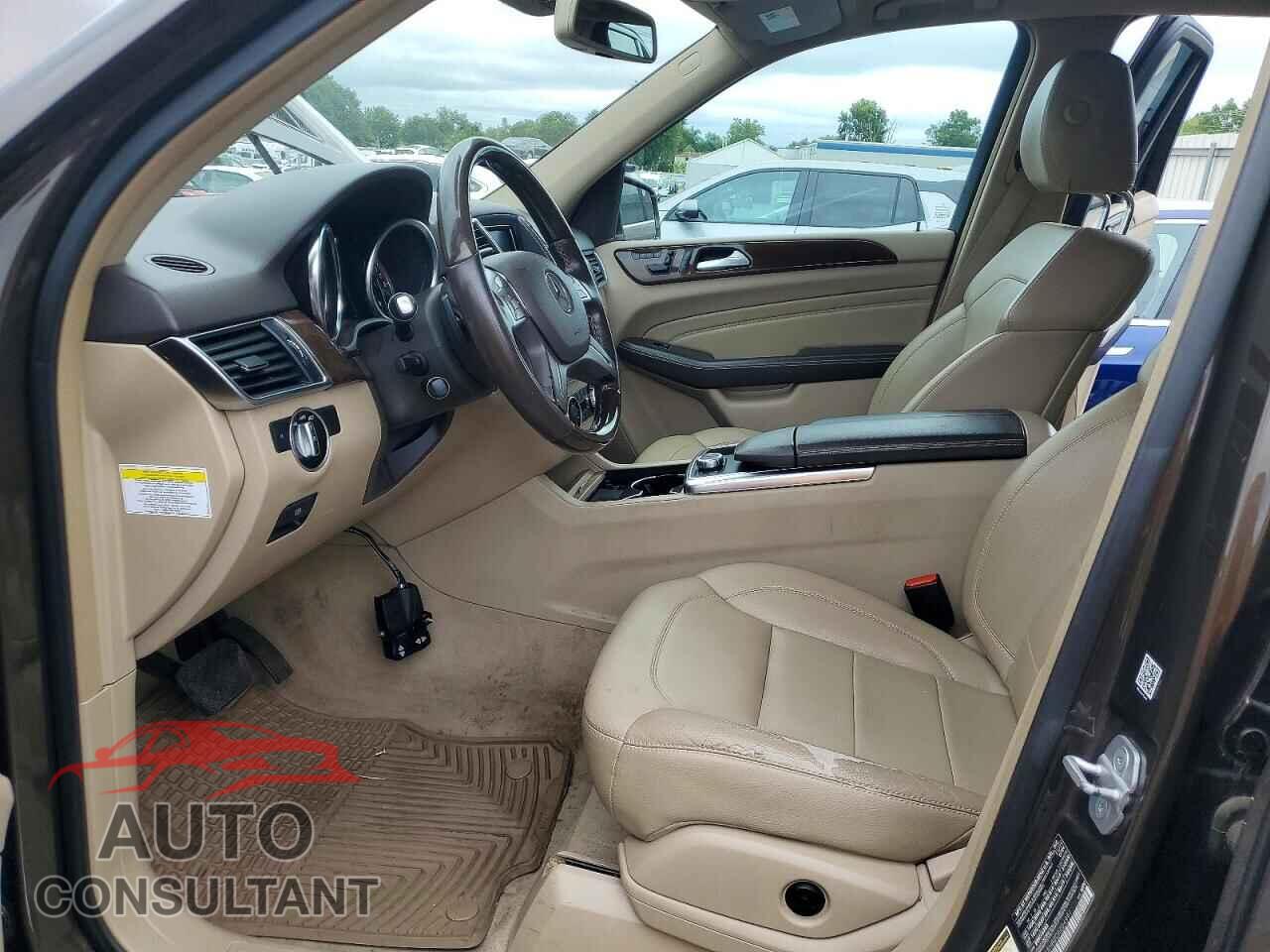 MERCEDES-BENZ M-CLASS 2012 - 4JGDA5HB2CA024991