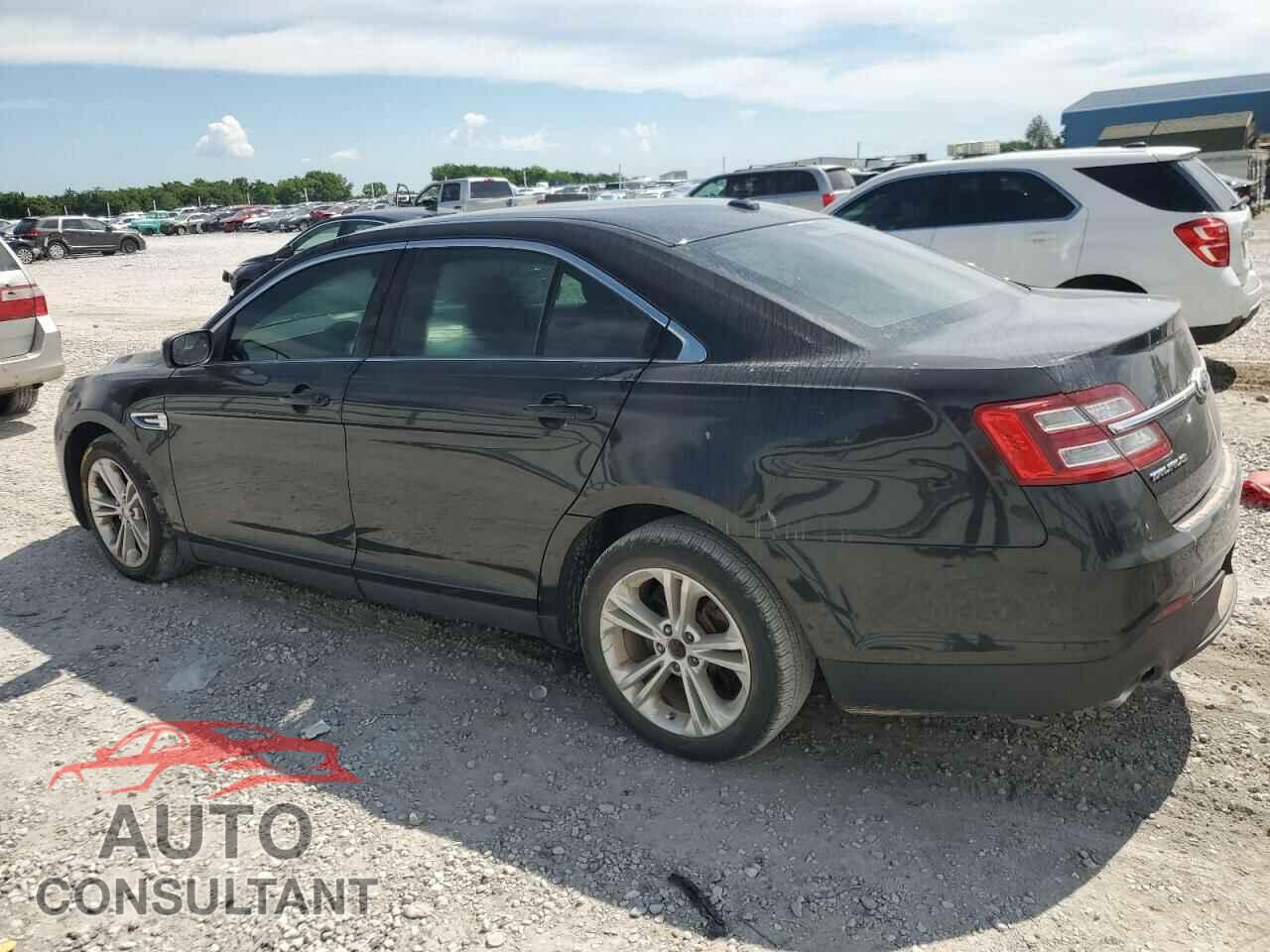 FORD TAURUS 2013 - 1FAHP2E85DG233707