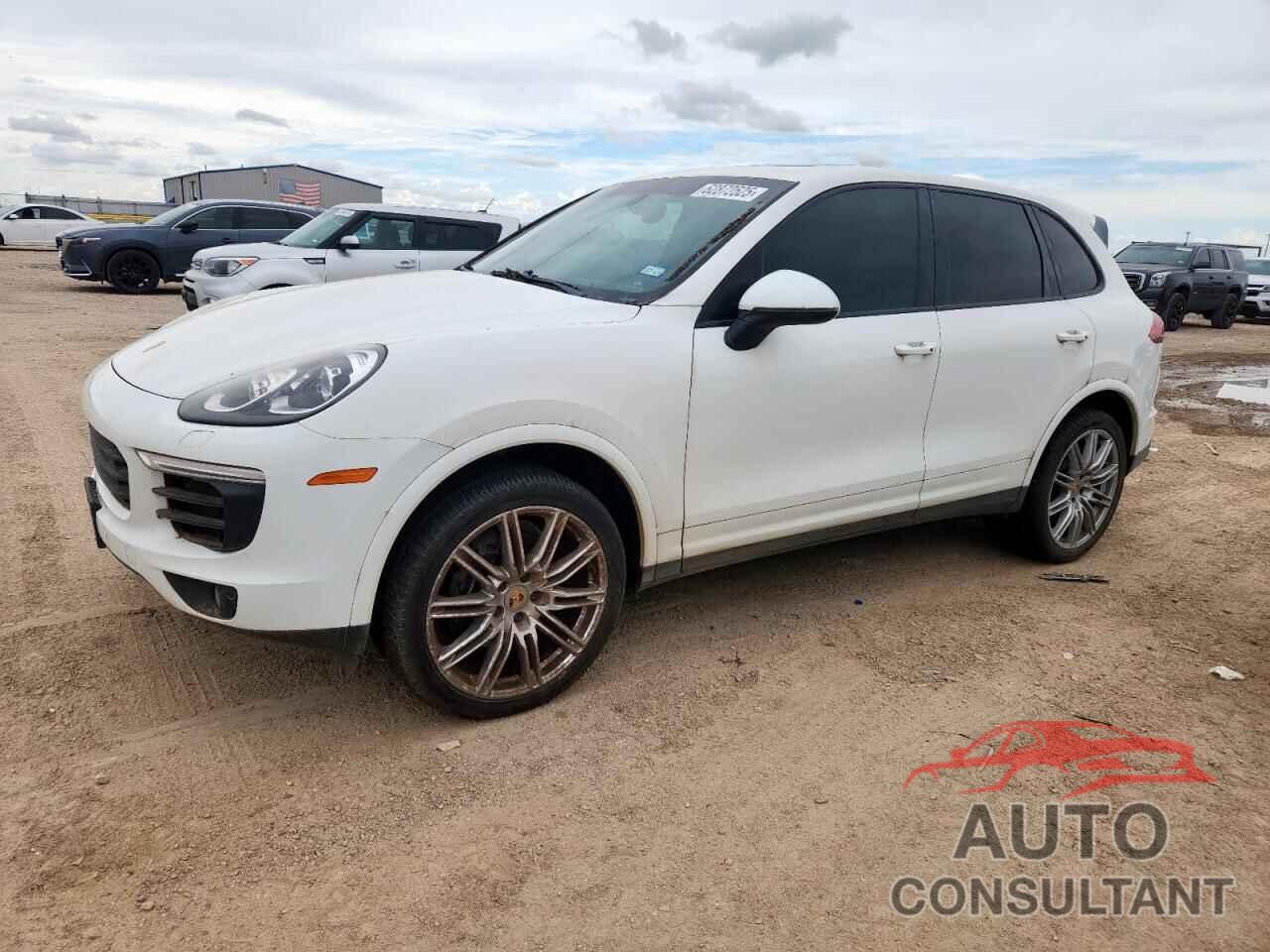 PORSCHE CAYENNE 2018 - WP1AA2A27JKA01468