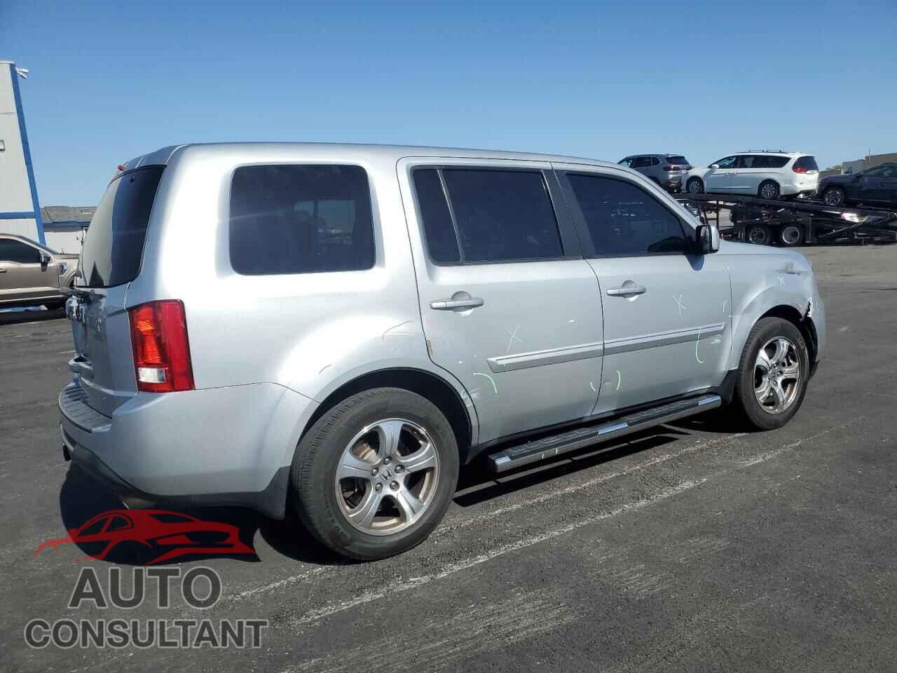 HONDA PILOT 2013 - 5FNYF4H40DB041090