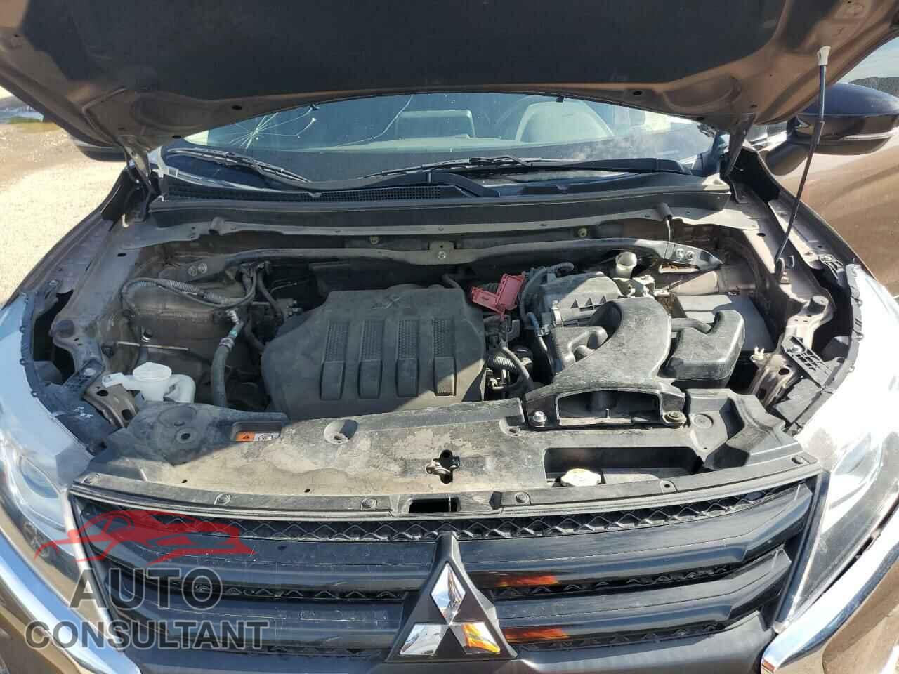 MITSUBISHI ECLIPSE 2018 - JA4AT4AA9JZ068282