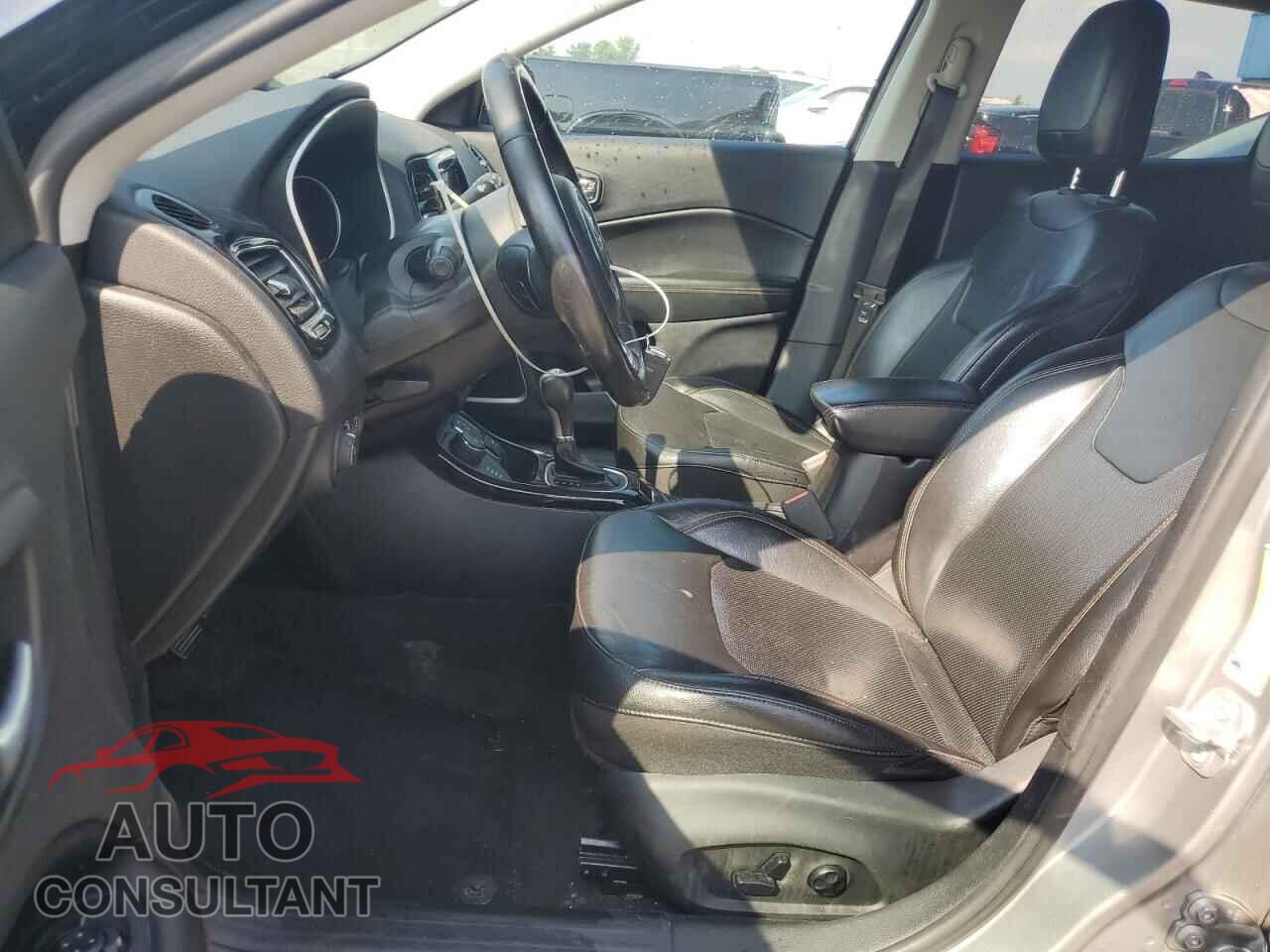 JEEP COMPASS 2019 - 3C4NJDCBXKT760725