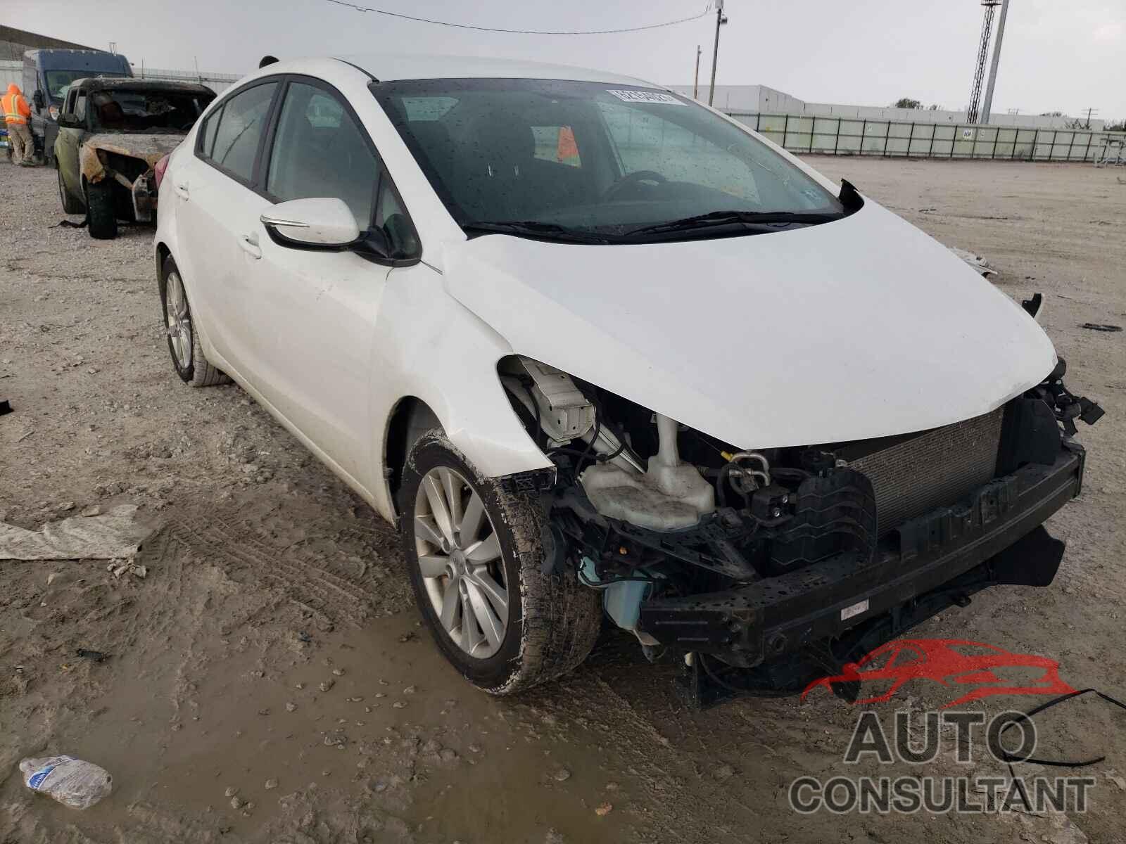 KIA FORTE 2016 - KNAFX4A64G5561828