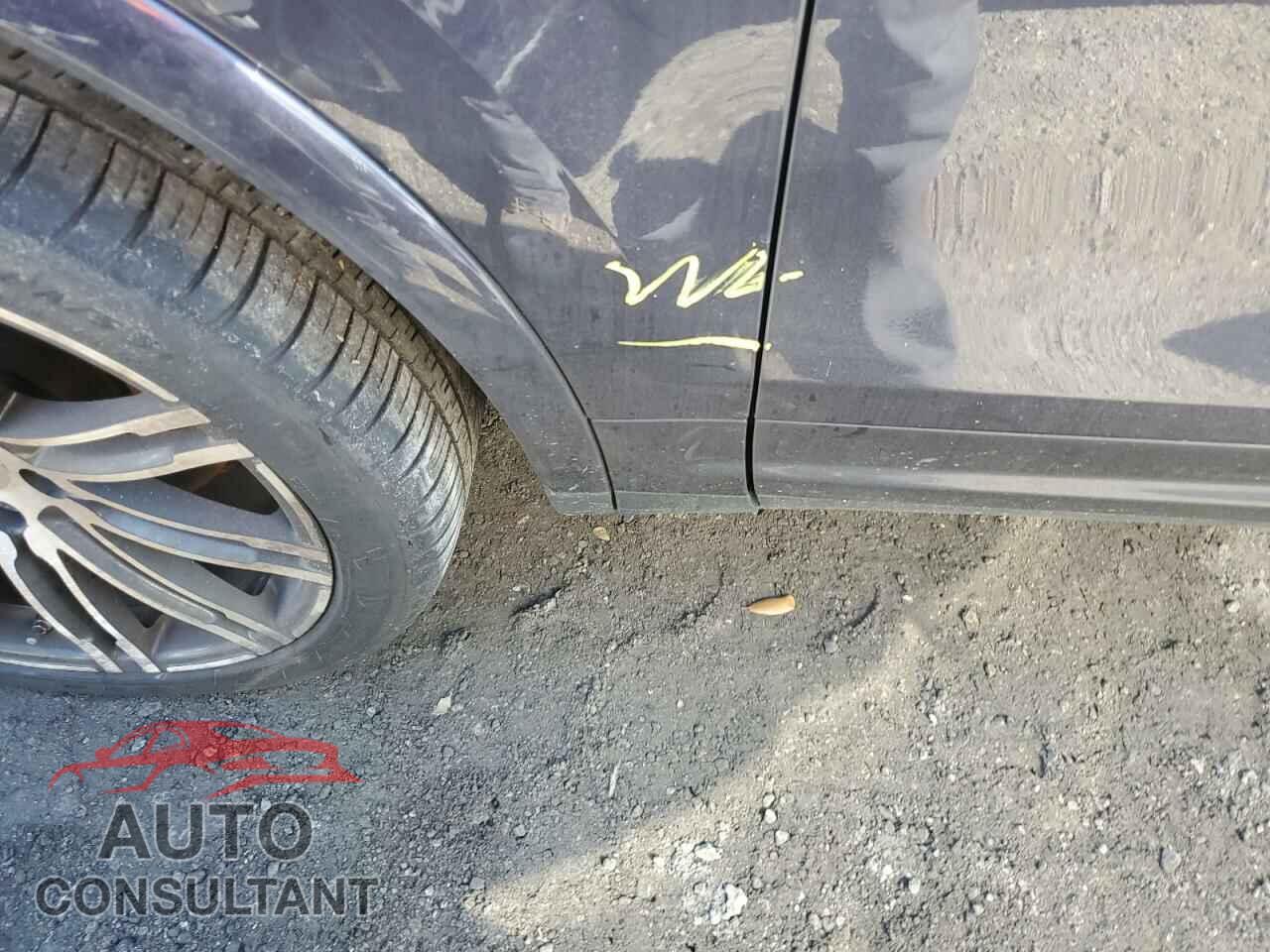 PORSCHE CAYENNE 2017 - WP1AE2A25HLA75450