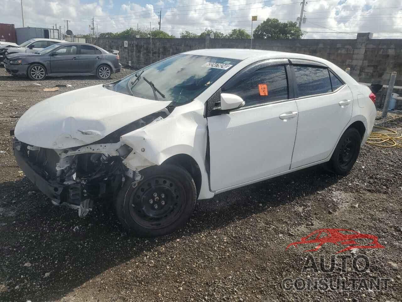 TOYOTA COROLLA 2017 - 2T1BURHEXHC828690