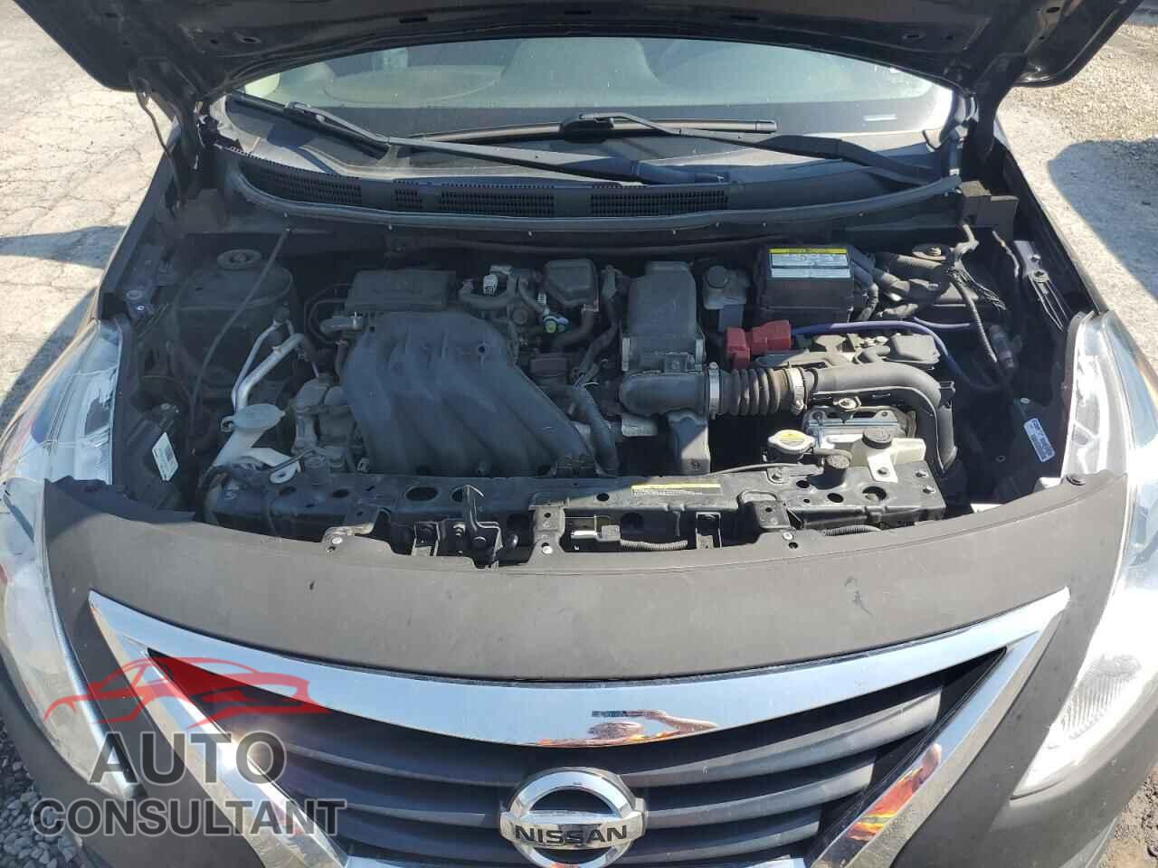NISSAN VERSA 2019 - 3N1CN7AP3KL813814