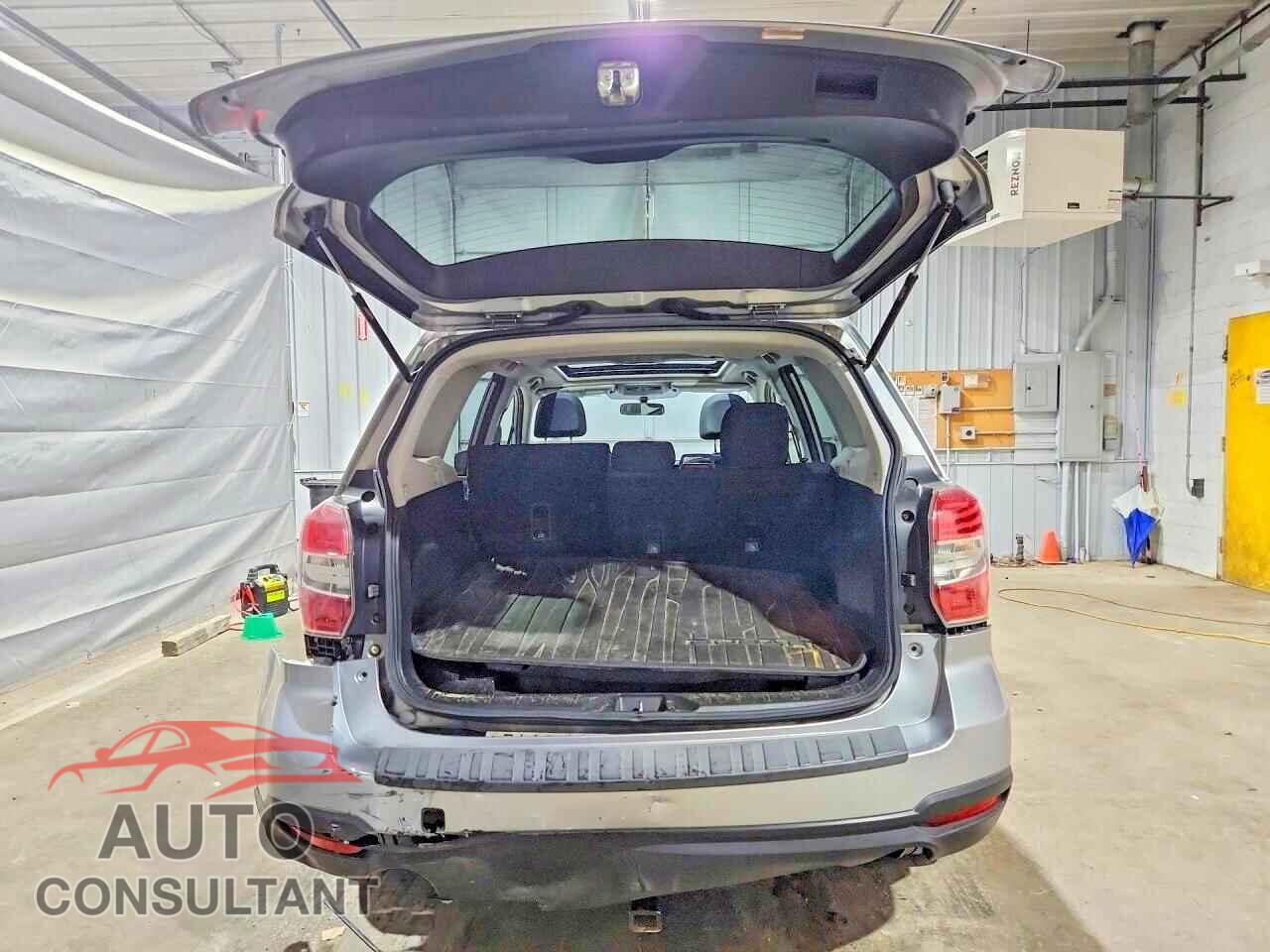 SUBARU FORESTER 2015 - JF2SJADC8FH550610
