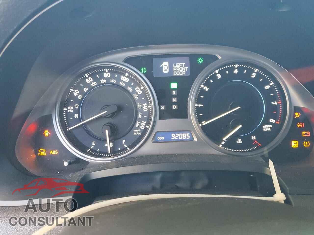 LEXUS IS 2010 - JTHBF5C27A5128630