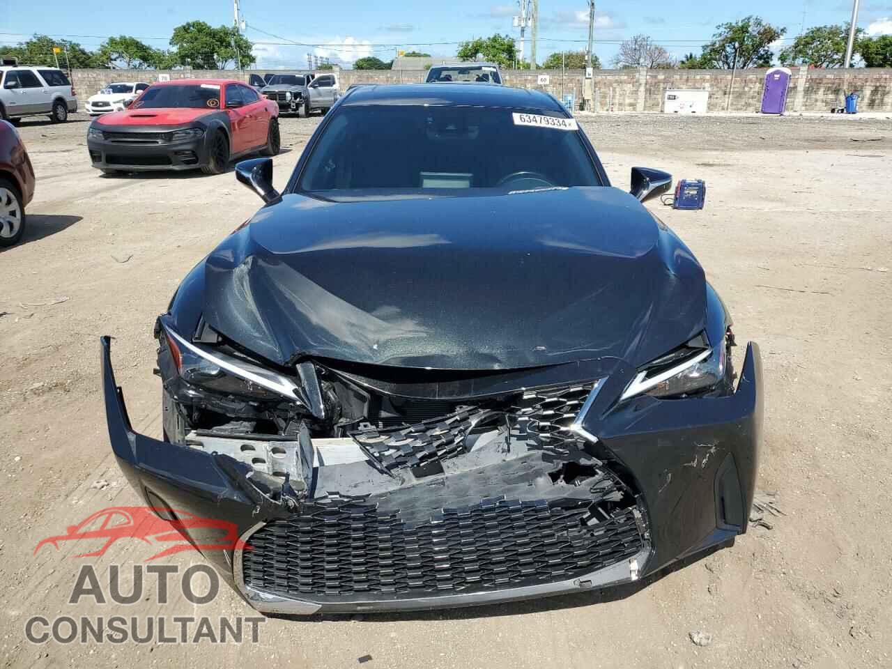 LEXUS IS 2021 - JTHCA1D22M5115492