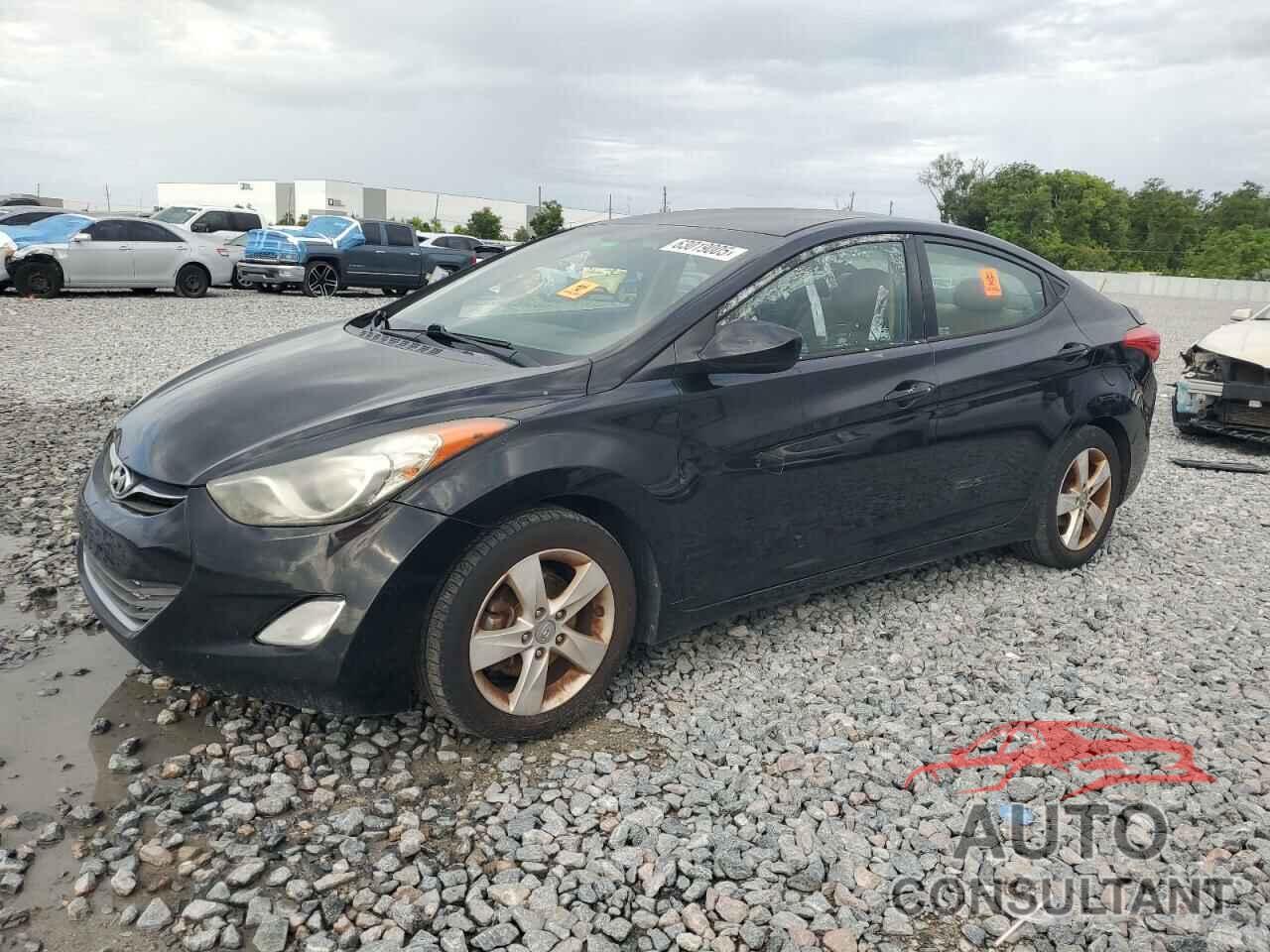 HYUNDAI ELANTRA 2013 - 5NPDH4AE3DH442517