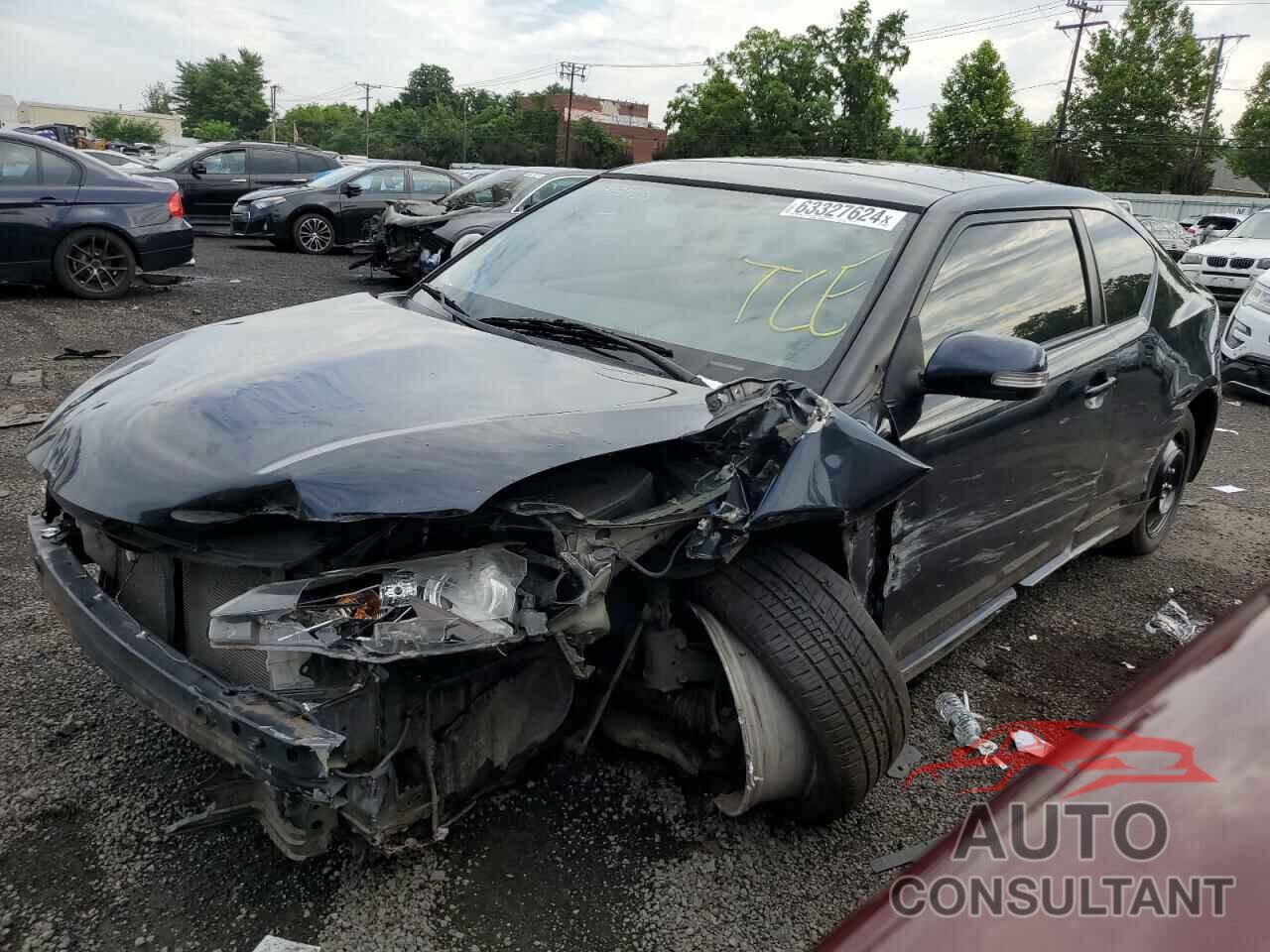 TOYOTA SCION 2016 - JTKJF5C71GJ016777