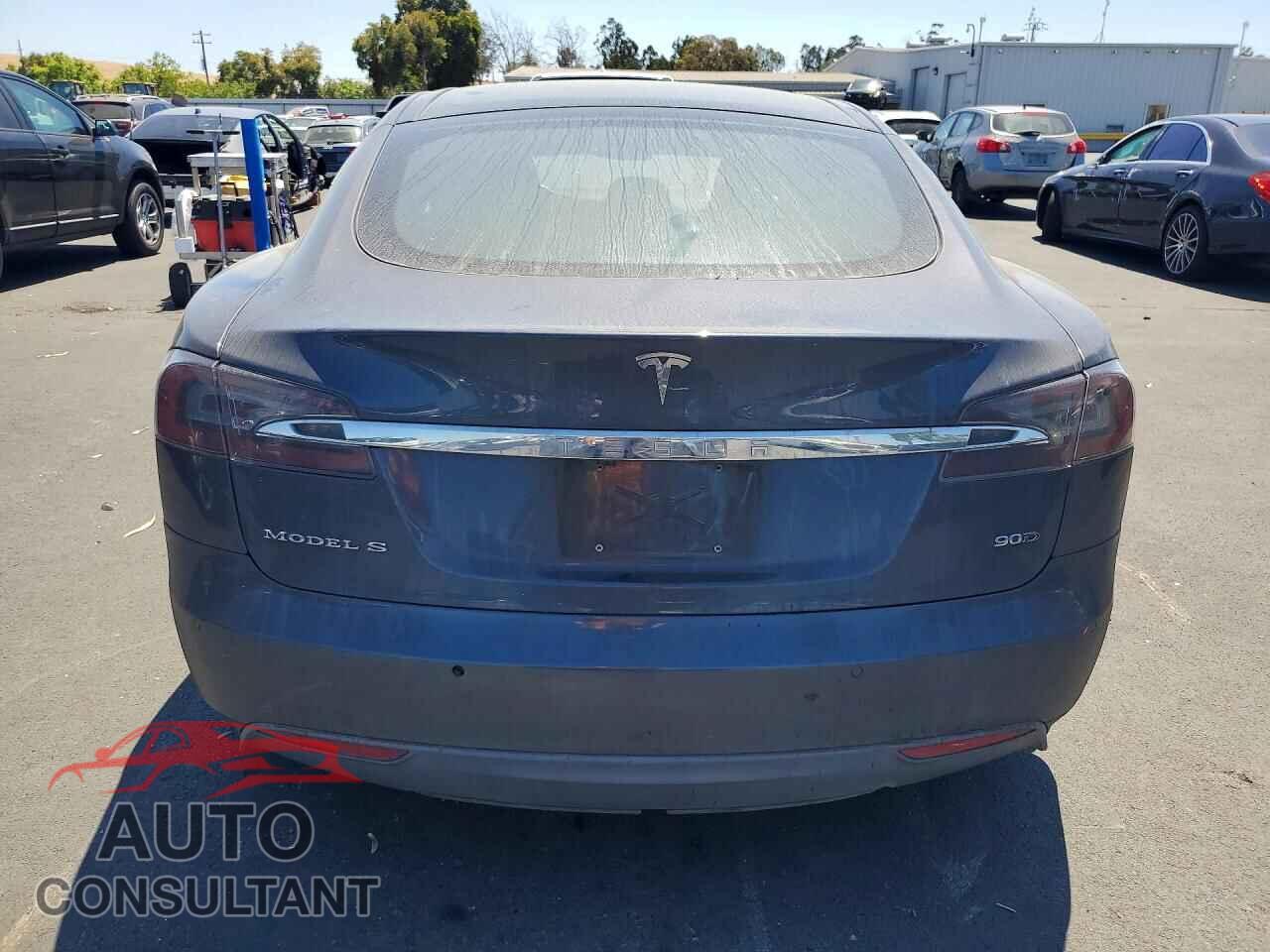 TESLA MODEL S 2016 - 5YJSA1E29GF132479
