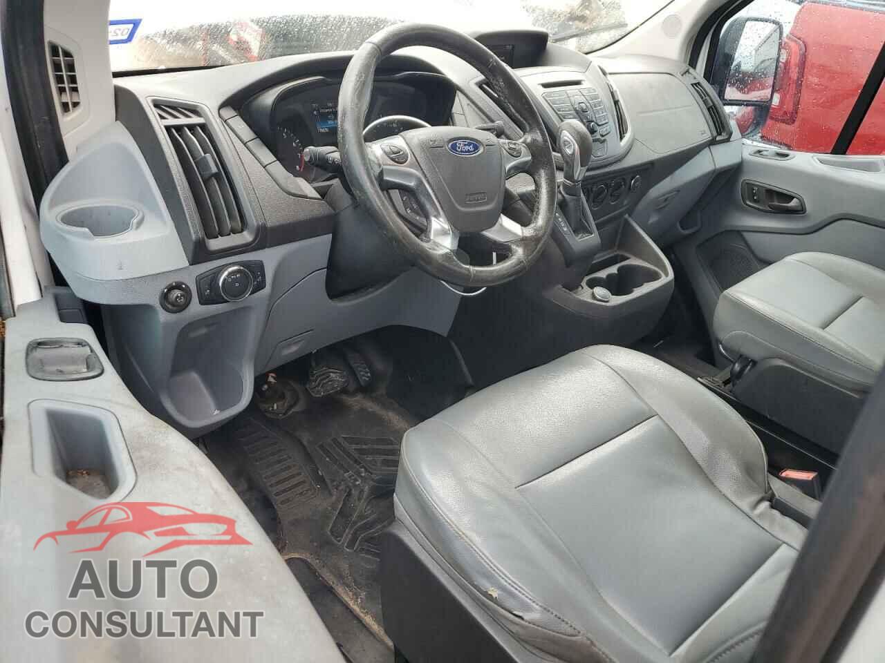 FORD TRANSIT 2019 - 1FTYR2XM4KKB11333