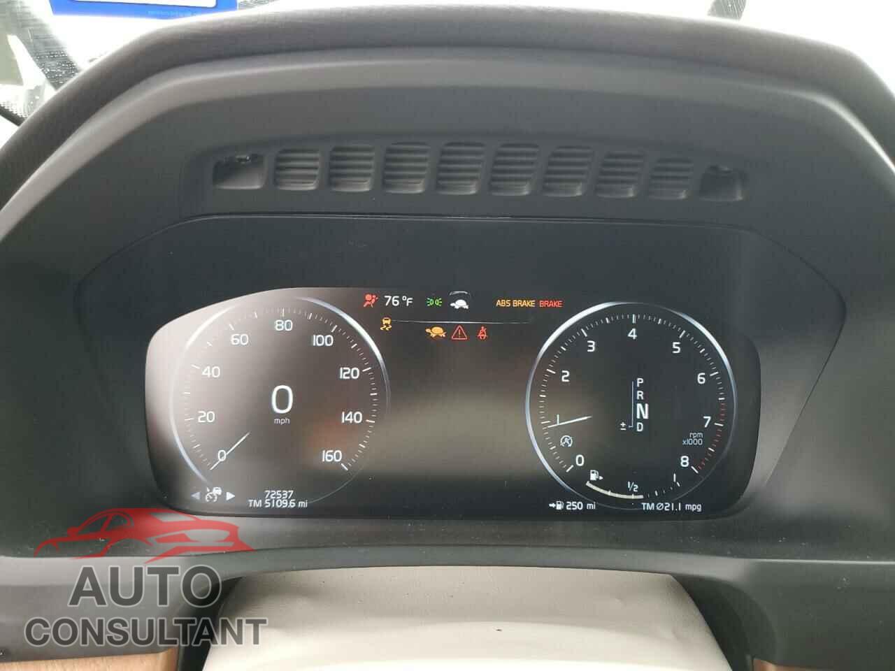 VOLVO XC90 2021 - YV4A221K4M1712065
