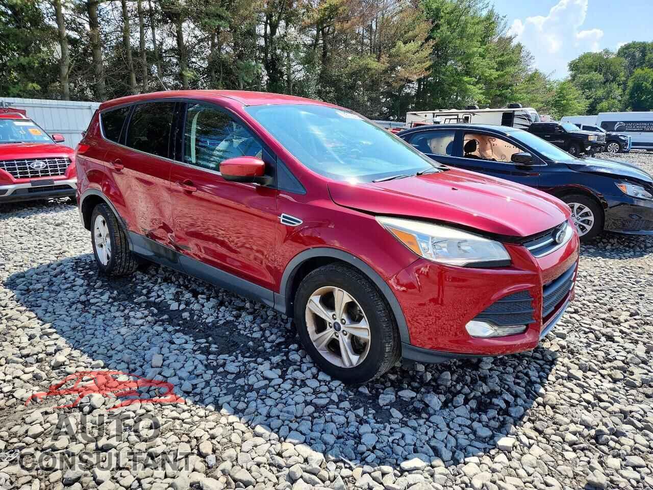 FORD ESCAPE 2015 - 1FMCU9GX9FUC73041