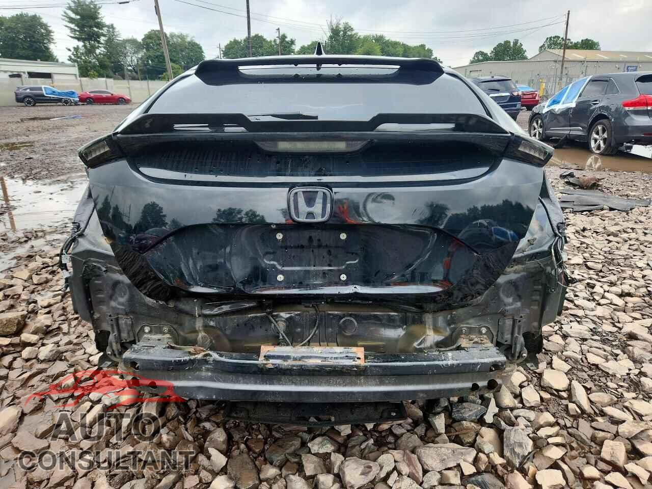 HONDA CIVIC 2017 - SHHFK7H85HU415379