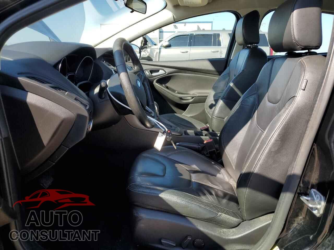 FORD FOCUS 2016 - 1FADP3F27GL268498