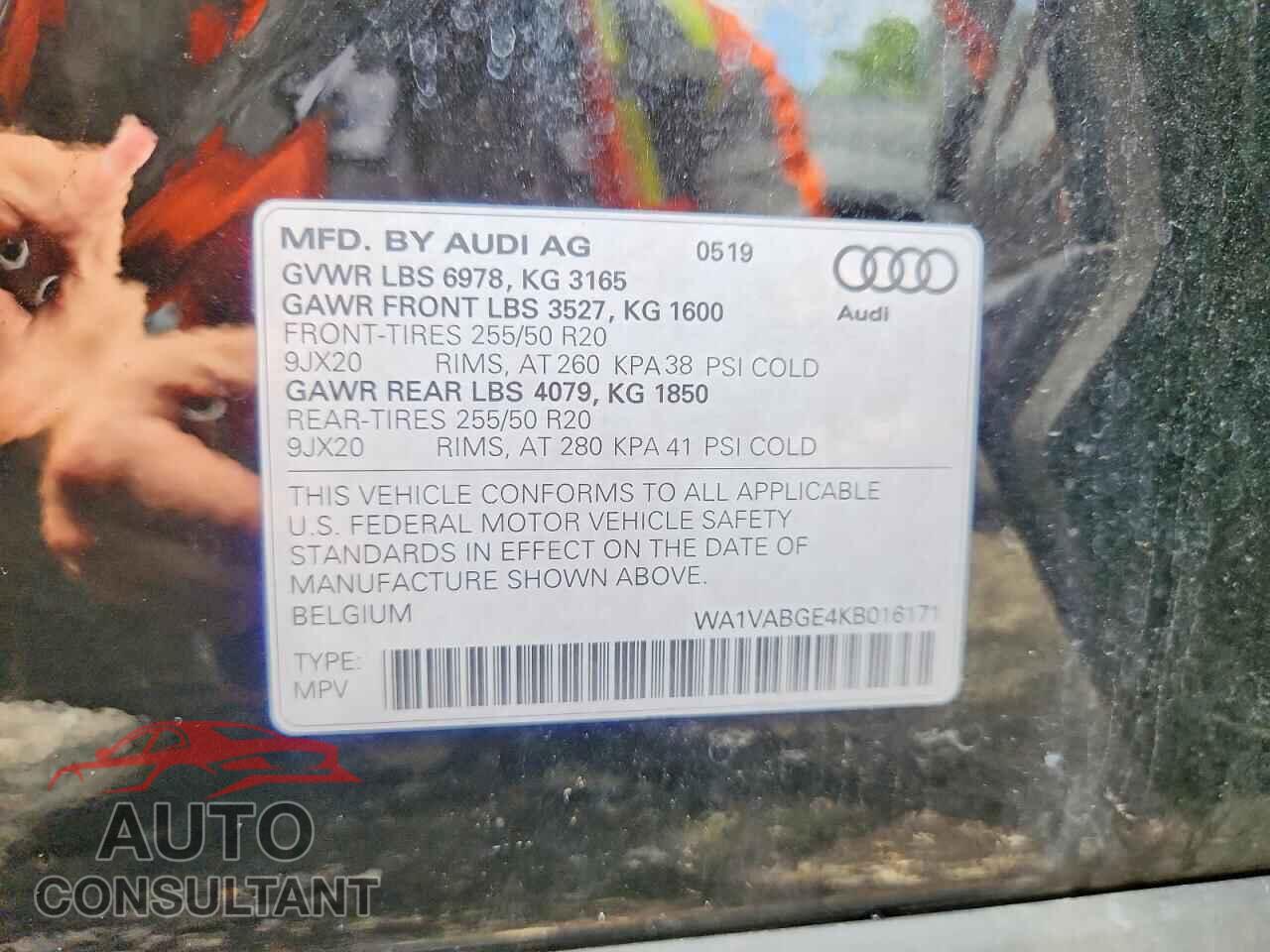AUDI E-TRON 2019 - WA1VABGE4KB016171