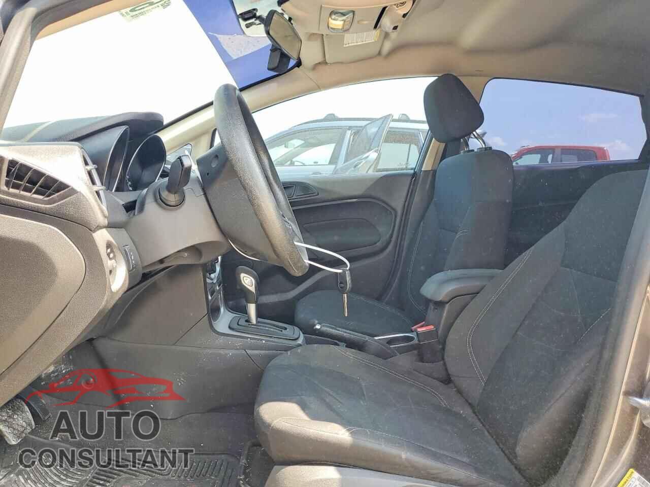 FORD FIESTA 2017 - 3FADP4BJ8HM146302