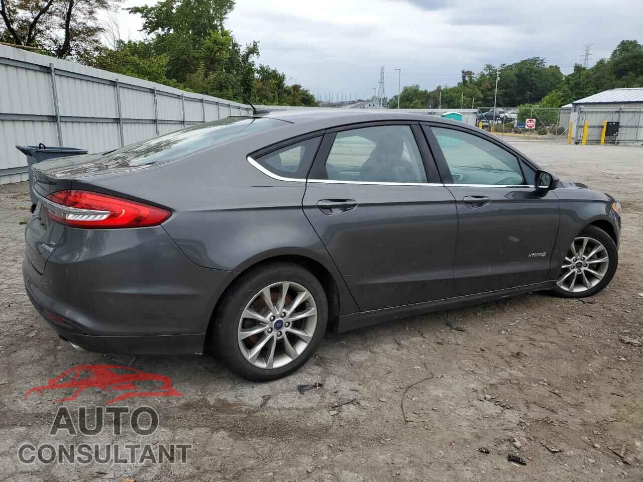 FORD FUSION 2017 - 3FA6P0LU5HR138428