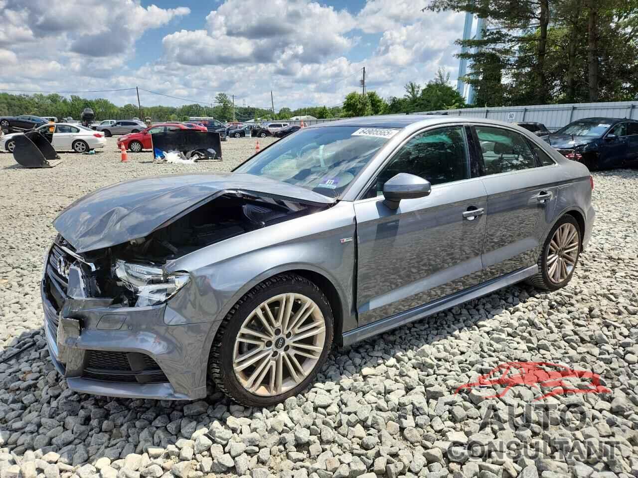 AUDI A3 2017 - WAUJ8GFFXH1056404