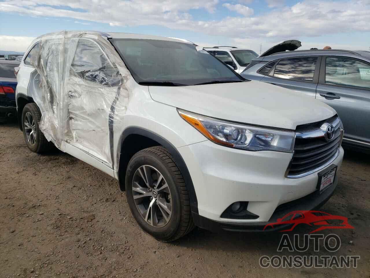 TOYOTA HIGHLANDER 2016 - 5TDJKRFH8GS278622
