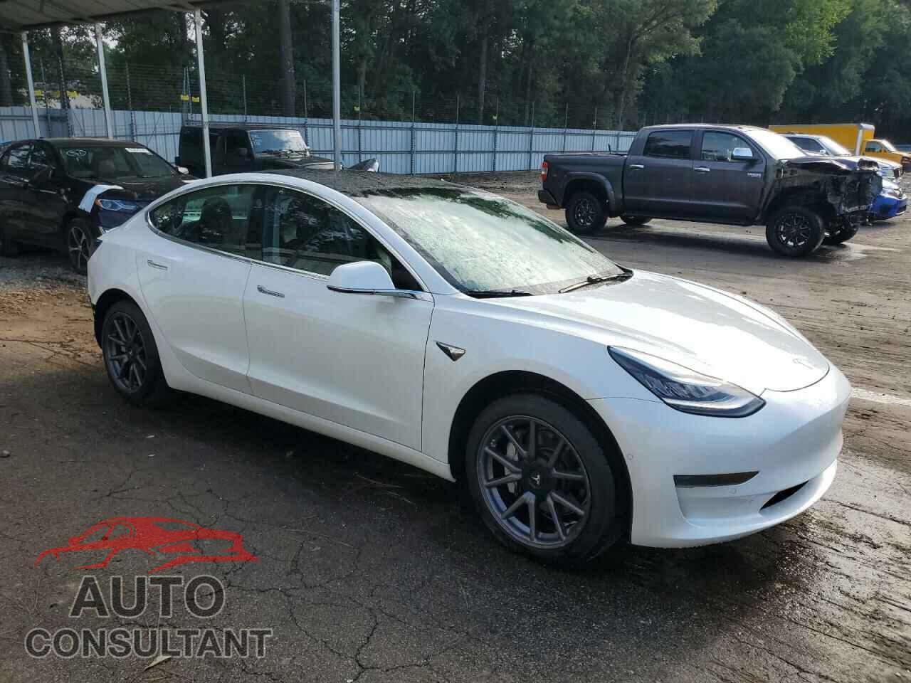 TESLA MODEL 3 2020 - 5YJ3E1EA5LF660255