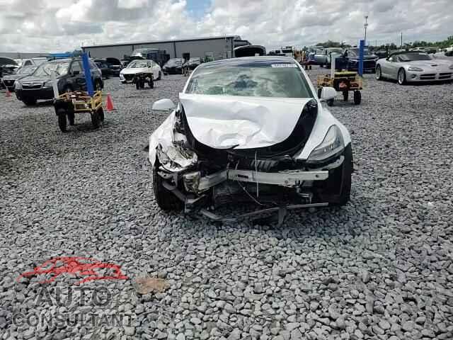 TESLA MODEL 3 2020 - 5YJ3E1EA2LF590990