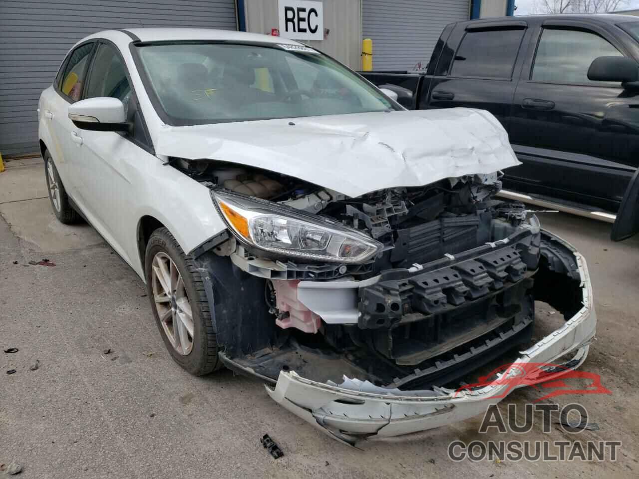 FORD FOCUS 2017 - 1FADP3FE2HL317991