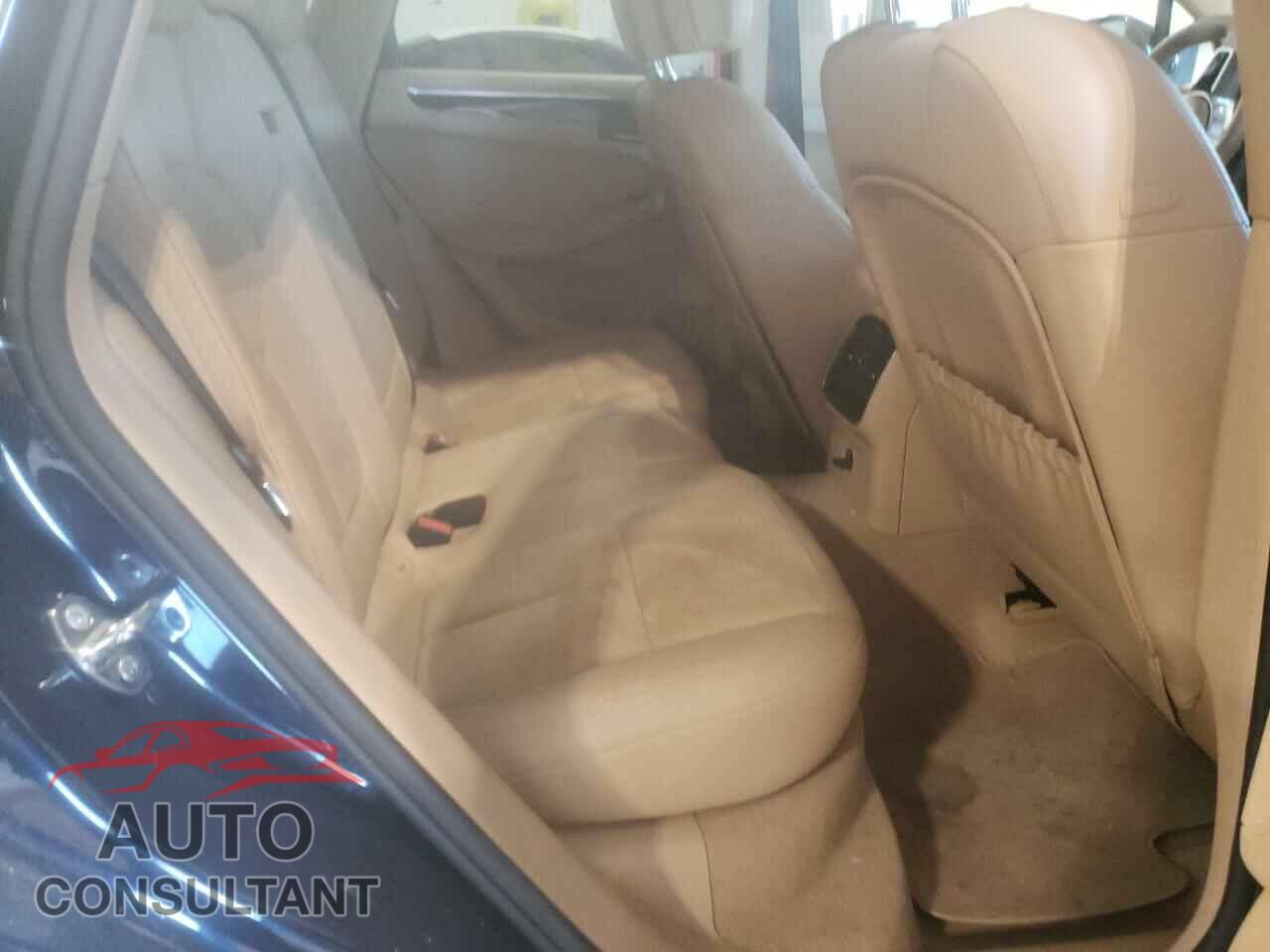 PORSCHE MACAN 2017 - WP1AA2A57HLB08647